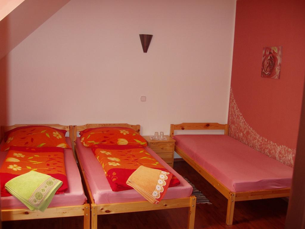 Penzion Orion Hovorany Экстерьер фото
